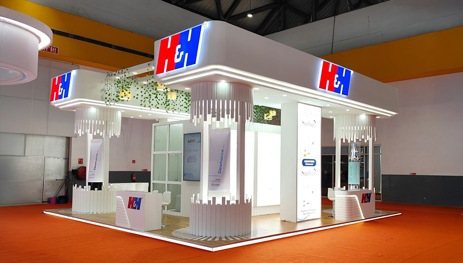 Interactive stall design for Hegde & Hegde at Dermacon 2024